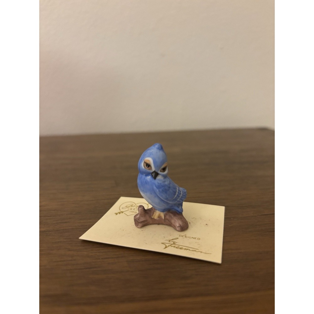 Vintage Freeman George Good Miniature Porcelain Blue Bird  Figurine - New